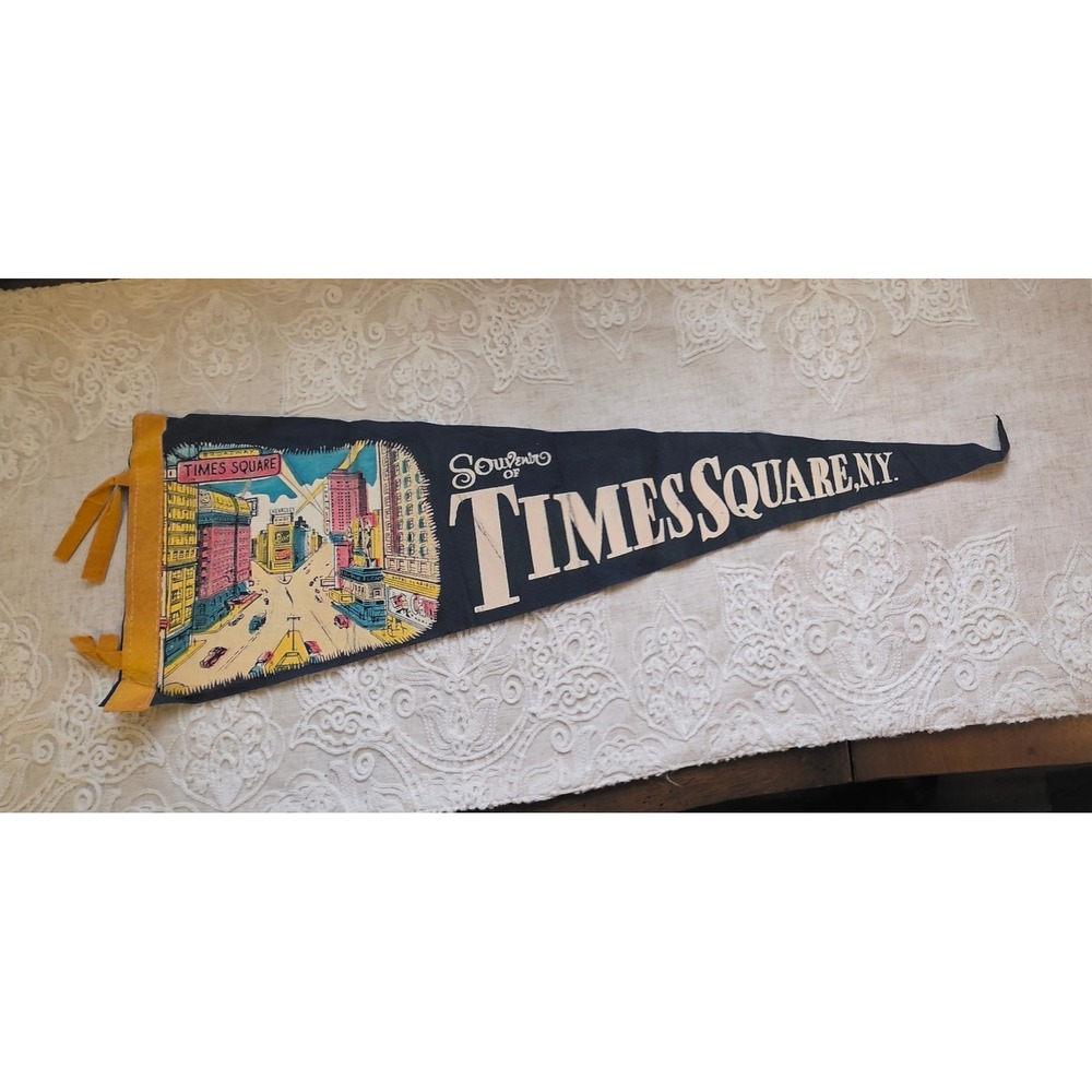 Vintage Souvenir Pennant 26x8.5 Navy Blue Times Square NY Felt Banner